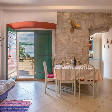 Holiday home Awesome In With Kitchen